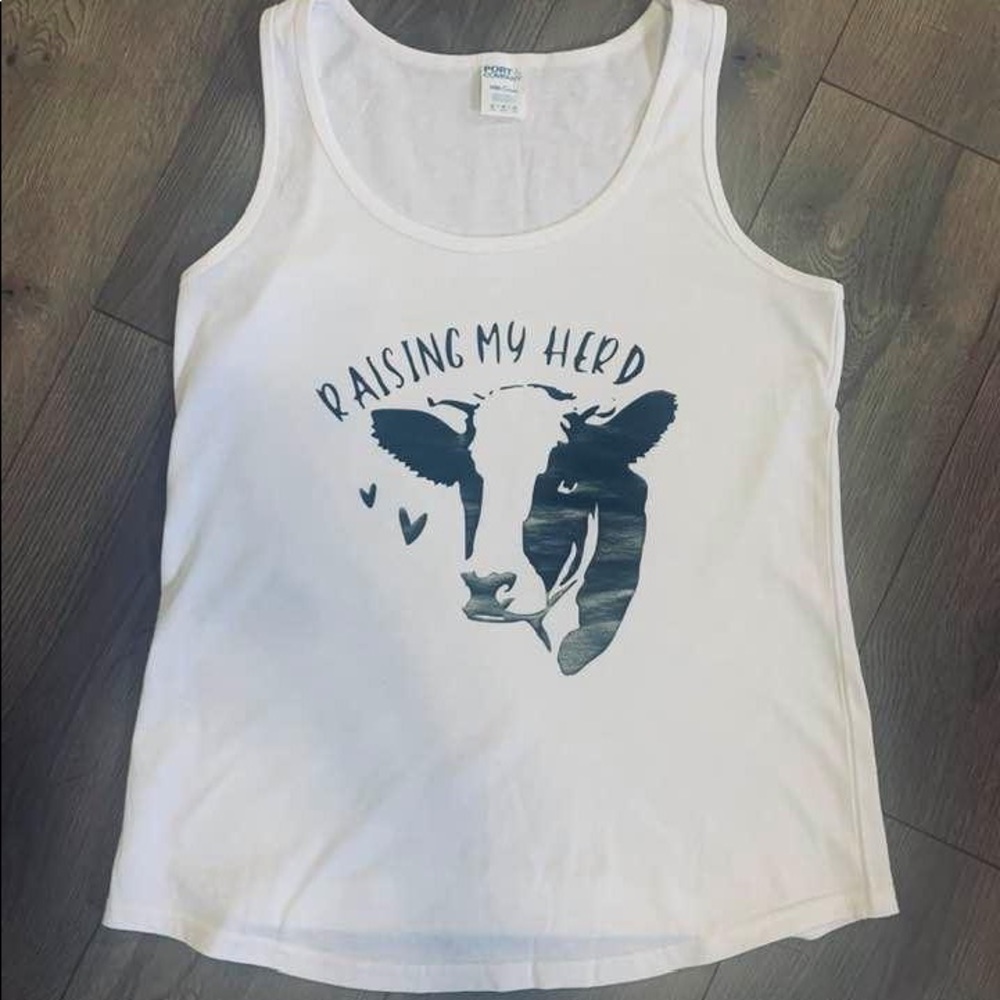 Medium sized tank top